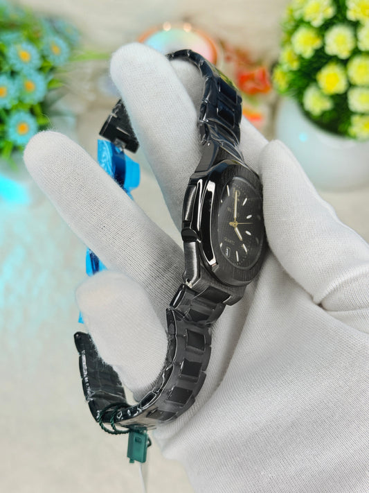 ⌚ 𝐌𝐀𝐗𝐋𝐎𝐑𝐃 প্রিমিয়াম ঘড়ি – সময়ের সাথে স্টাইলের শক্তিশালী উপস্থিতি