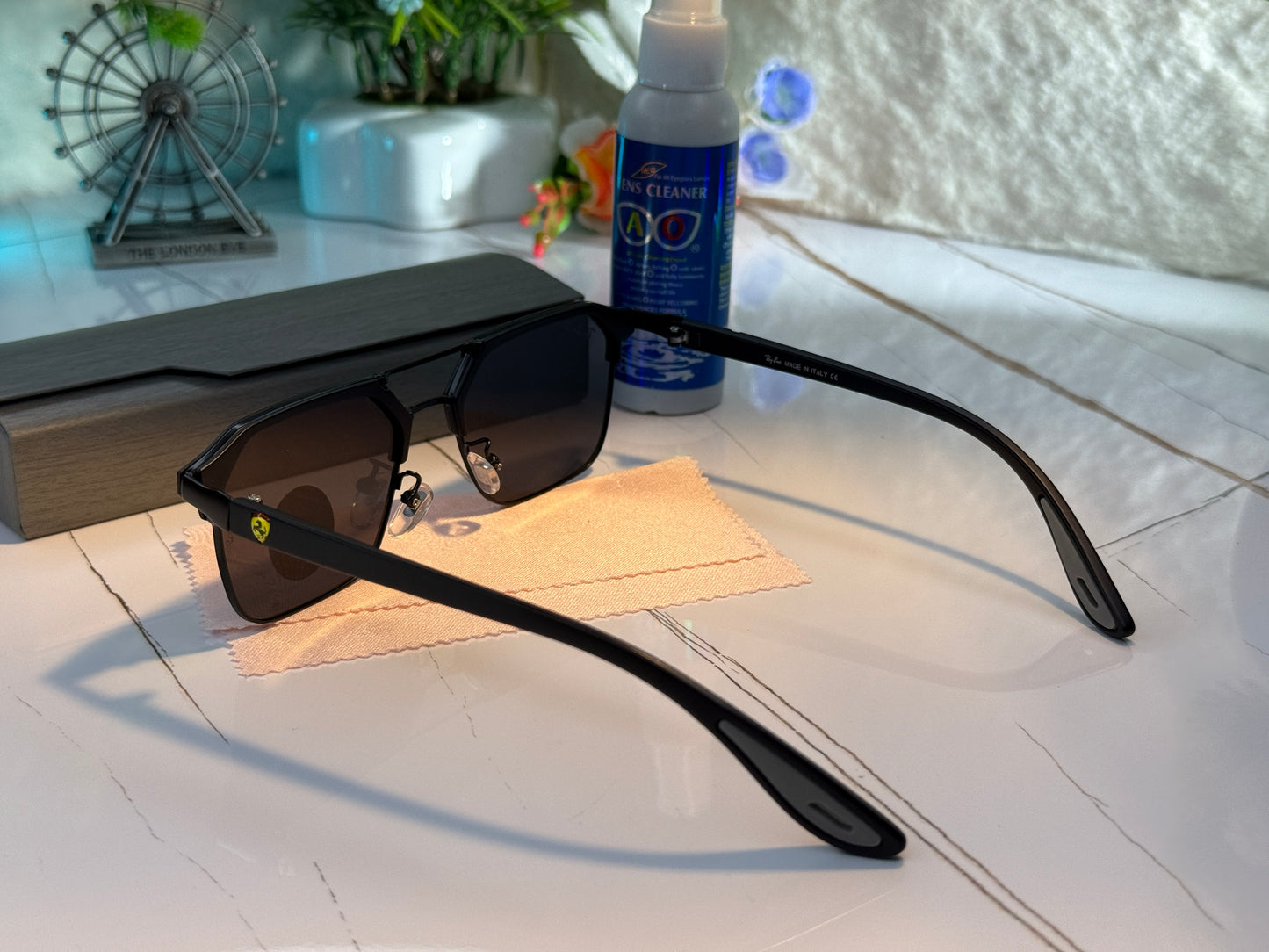 🏎️Luxury Meets Performance – Ferrari × Ray-Ban Limited Edition