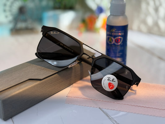 🏎️Luxury Meets Performance – Ferrari × Ray-Ban Limited Edition